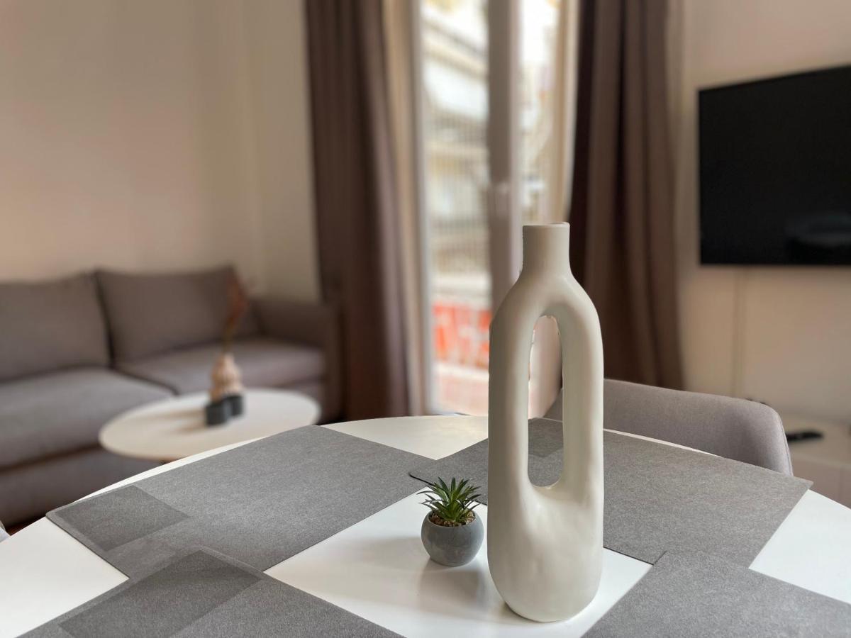 Daisy Apartment 15 Min To Acropolis Athens Ngoại thất bức ảnh