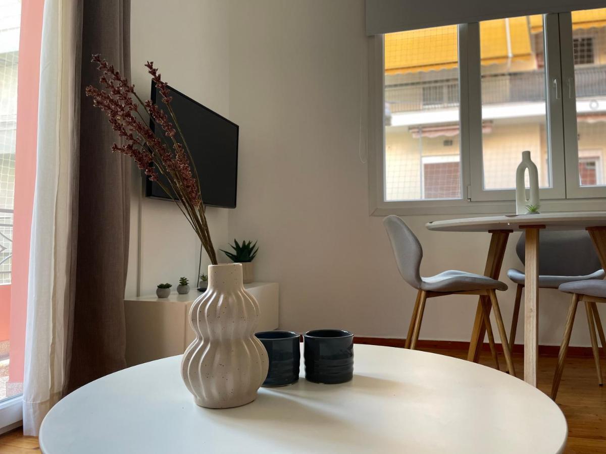 Daisy Apartment 15 Min To Acropolis Athens Ngoại thất bức ảnh