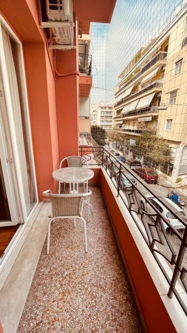 Daisy Apartment 15 Min To Acropolis Athens Ngoại thất bức ảnh