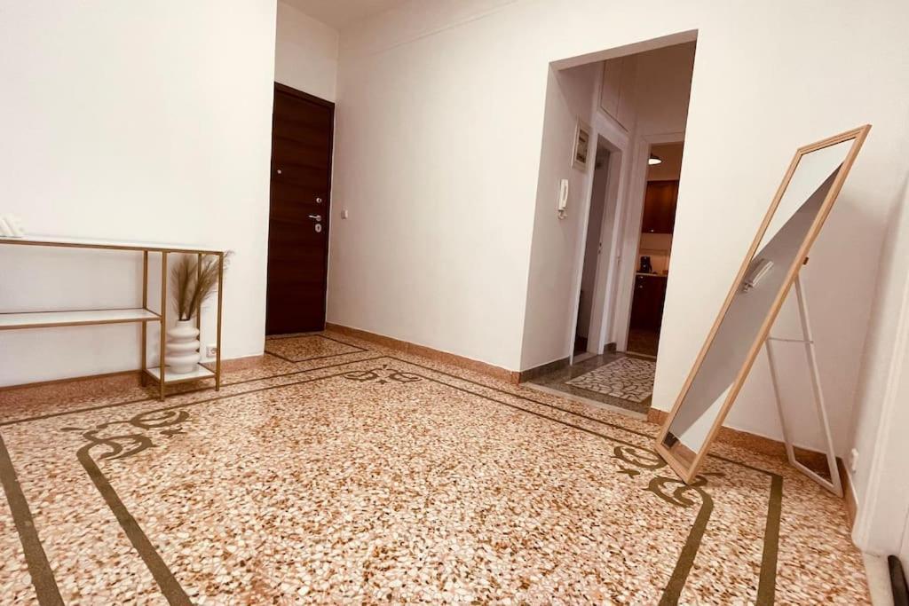 Daisy Apartment 15 Min To Acropolis Athens Ngoại thất bức ảnh