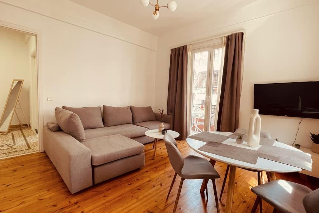 Daisy Apartment 15 Min To Acropolis Athens Ngoại thất bức ảnh
