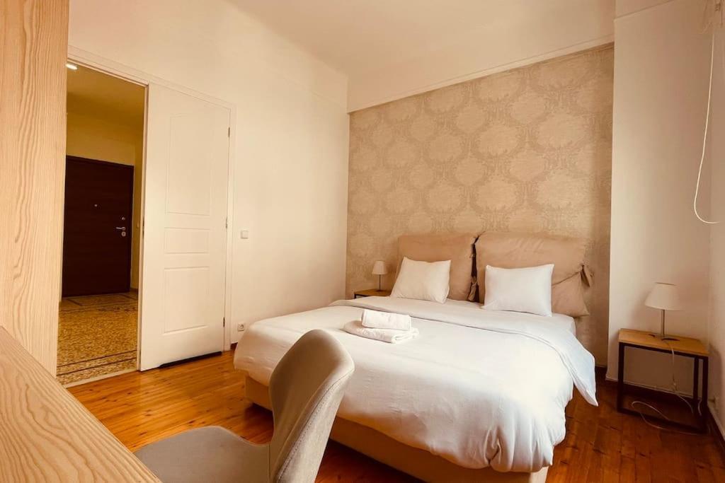 Daisy Apartment 15 Min To Acropolis Athens Ngoại thất bức ảnh