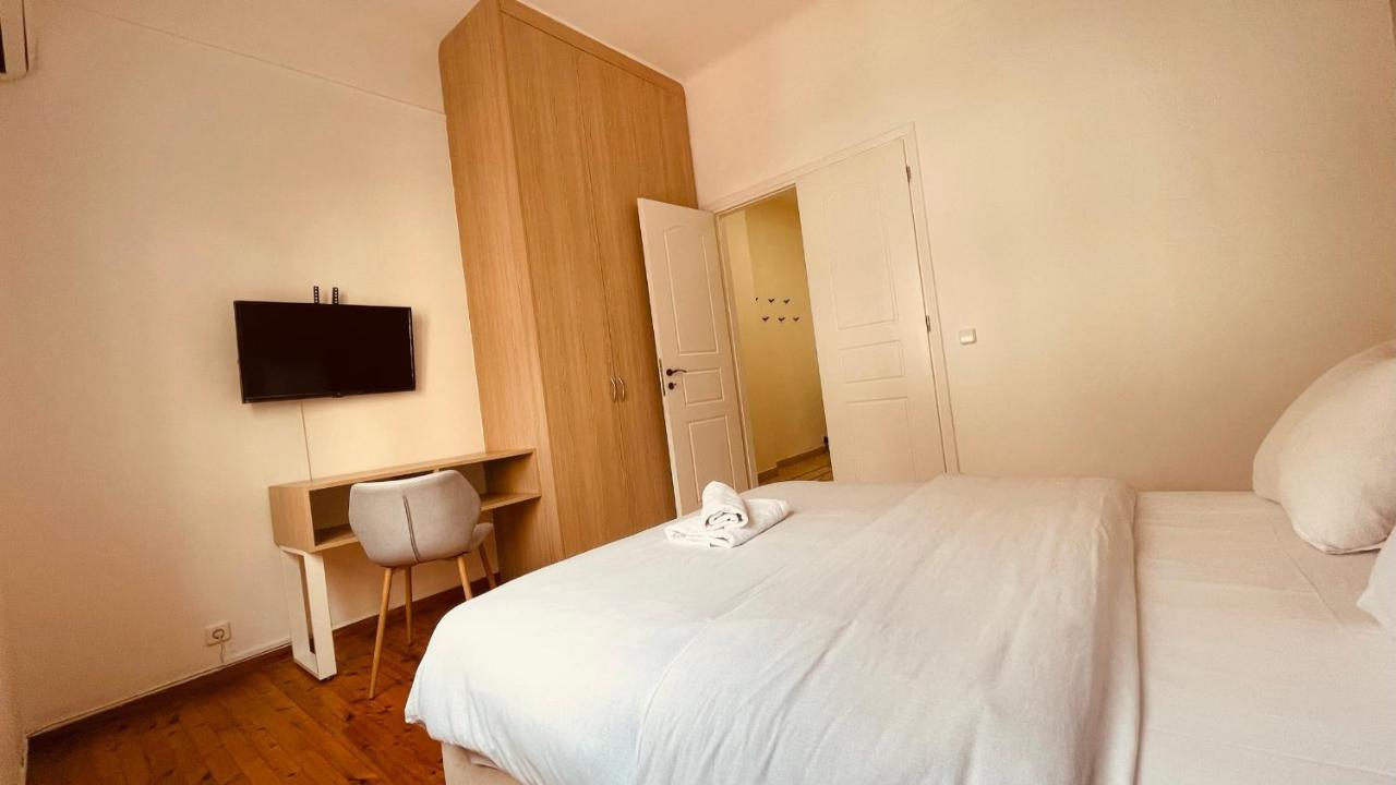Daisy Apartment 15 Min To Acropolis Athens Ngoại thất bức ảnh